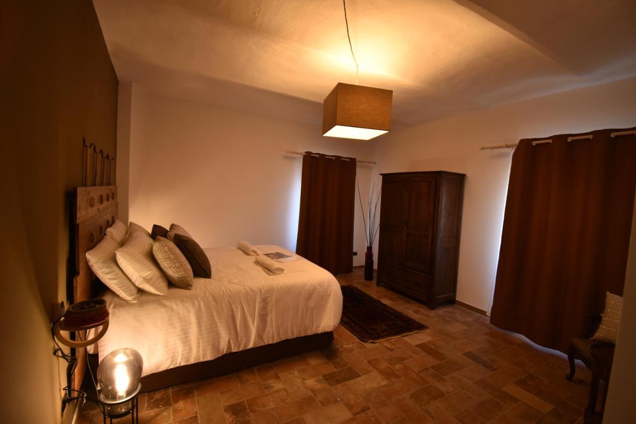 Cascina Tre Botti Hotel อาญาโนแตร์เม ภายนอก รูปภาพ