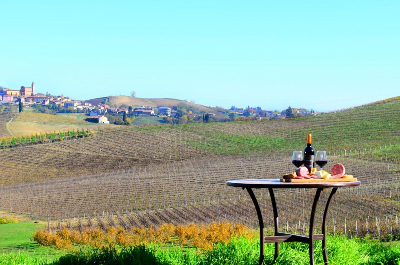 Cascina Tre Botti Hotel อาญาโนแตร์เม ภายนอก รูปภาพ