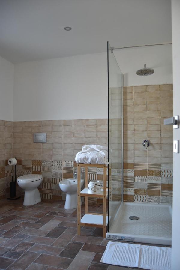 Cascina Tre Botti Hotel อาญาโนแตร์เม ภายนอก รูปภาพ