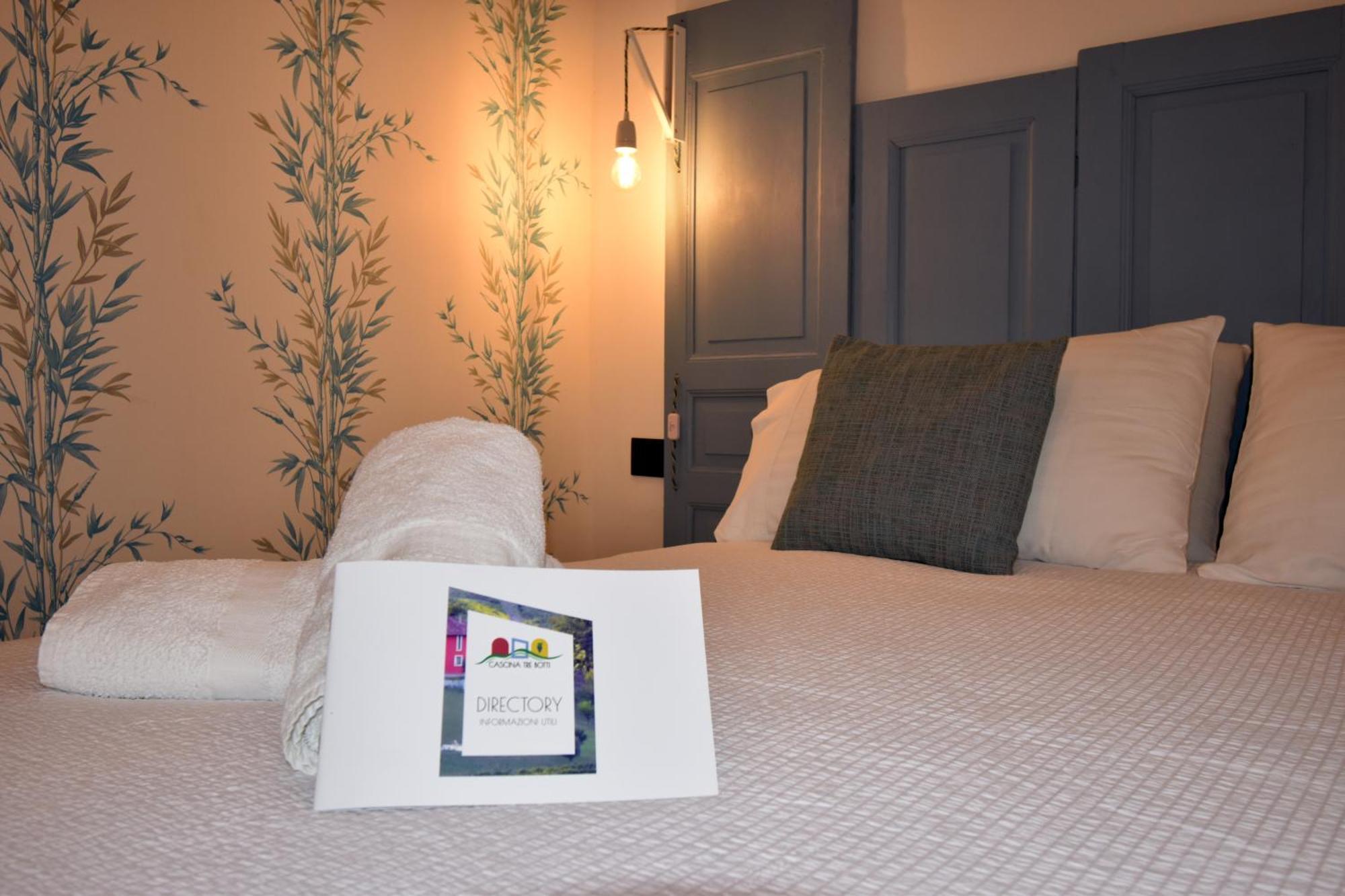 Cascina Tre Botti Hotel อาญาโนแตร์เม ภายนอก รูปภาพ